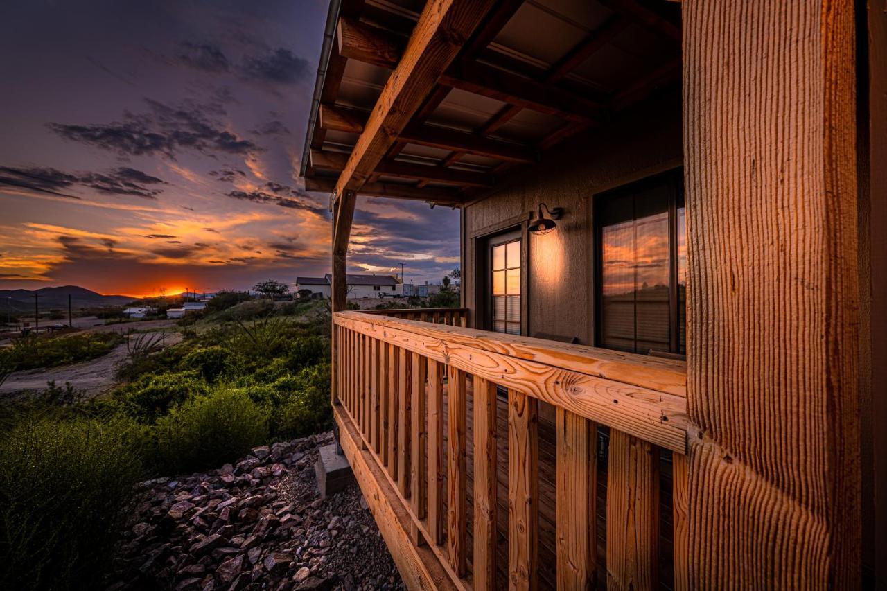 -Pet Friendly- Miners Cabin #5 -Two Double Beds - Private Balcony Tombstone Exterior foto